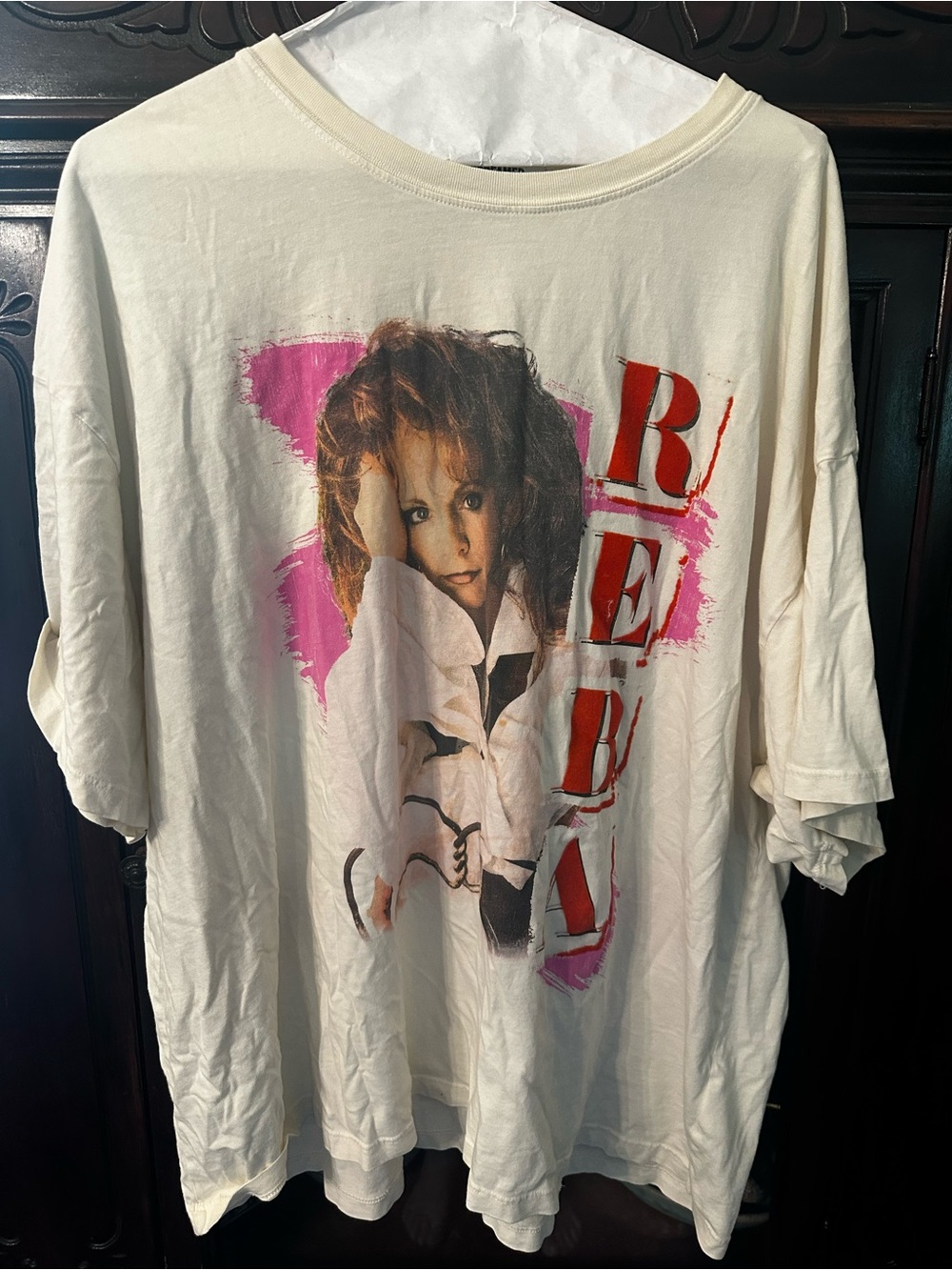 Daydreamer Cream Graphic Tee with Pink Brushstroke and Red Lettering